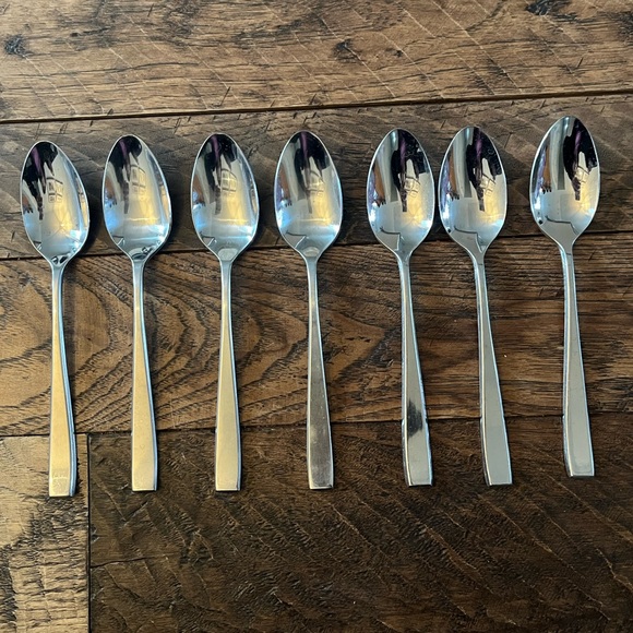Ascend Mirror StainlessCAMBRIDGE (7) Soup Spoons